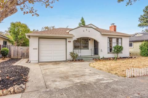 1345 Arkansas St, Vallejo, CA 94590 photo 3