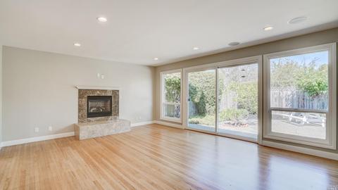 24 Estrada Ln, Corte Madera, CA 94925 photo 11