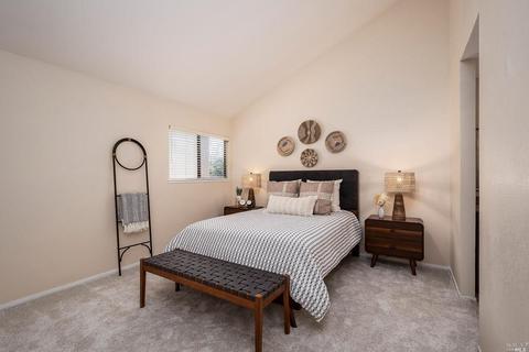 20 Flicker Dr, Novato, CA 94949 photo 16