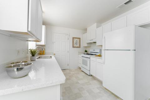 16 Winslow Ave, Vallejo, CA 94590 photo 8