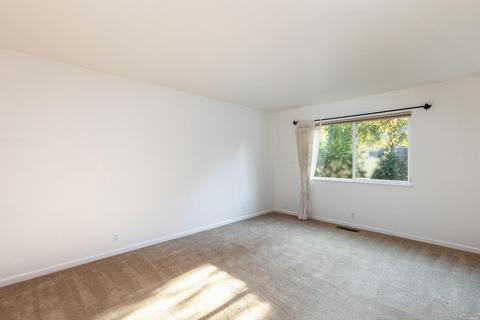 442 Eileen Dr, Sebastopol, CA 95472 photo 18
