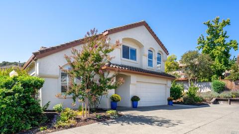 116 Dublin Ct, Petaluma, CA 94952 photo 2