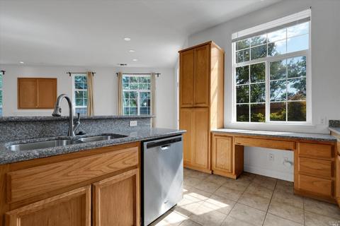 7309 Hapsburg Crown Ct, Vallejo, CA 94591 photo 11