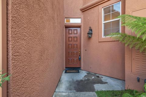 7309 Hapsburg Crown Ct, Vallejo, CA 94591 photo 5