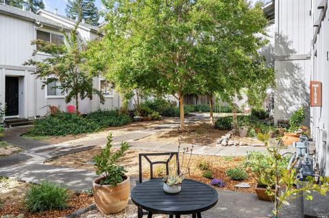 27 Front St #C, Healdsburg, CA 95448 photo 1