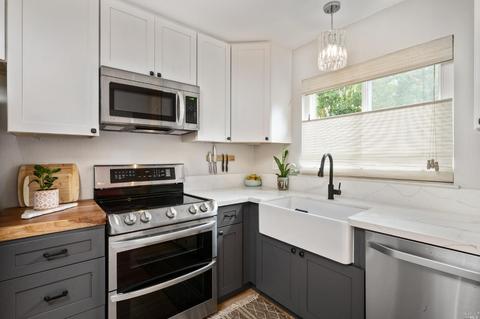 27 Front St #C, Healdsburg, CA 95448 photo 4
