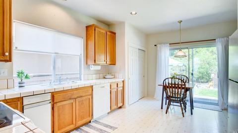 1043 Elsbree Ln, Windsor, CA 95492 photo 18