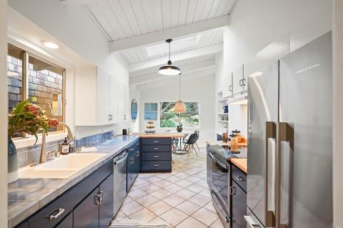 571 Fairview Ave, Mill Valley, CA 94941 photo 6