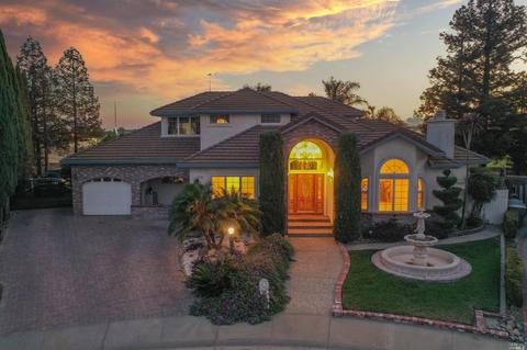 715 Arnold Ct, Dixon, CA 95620 photo 1