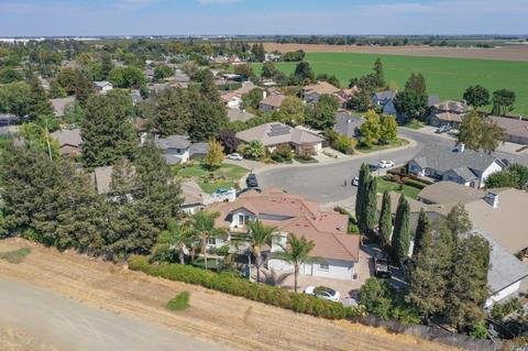715 Arnold Ct, Dixon, CA 95620 photo 36