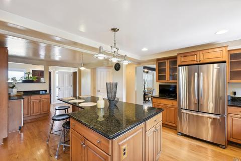 110 Rincon Way, Vallejo, CA 94590 photo 6