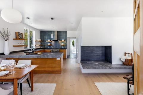 411 Locust St, Sausalito, CA 94965 photo 4