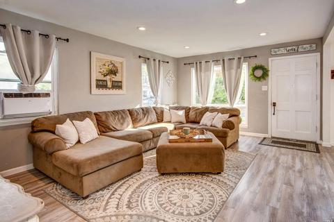 755 Rosewood Ave, Vallejo, CA 94591 photo 6