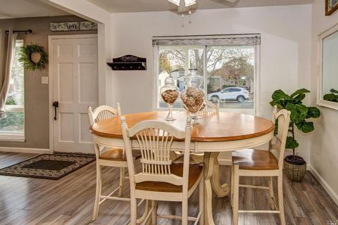 755 Rosewood Ave, Vallejo, CA 94591 photo 4