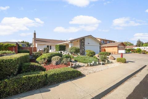 645 Mckenzie Dr, Dixon, CA 95620 photo 2