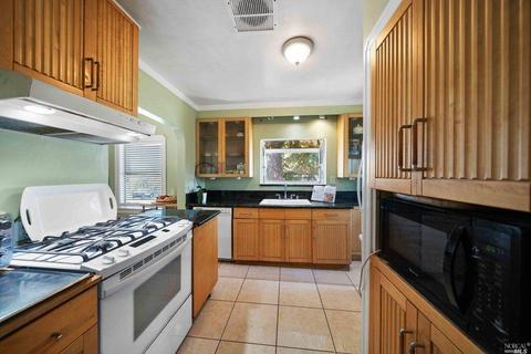 44 D St, Vallejo, CA 94590 photo 14
