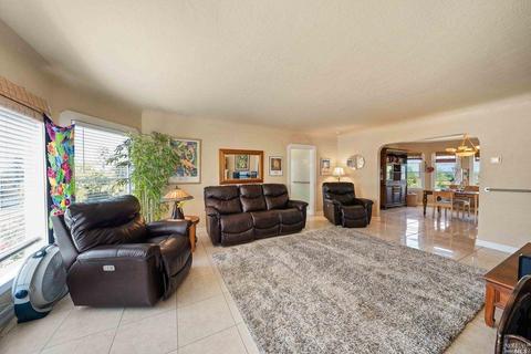 44 D St, Vallejo, CA 94590 photo 4