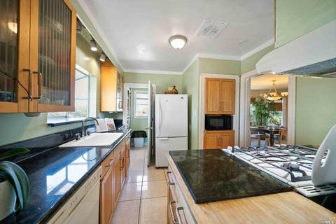 44 D St, Vallejo, CA 94590 photo 15