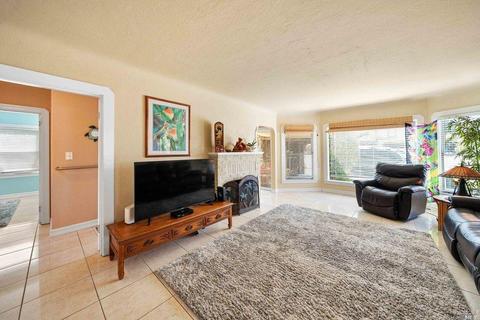 44 D St, Vallejo, CA 94590 photo 6