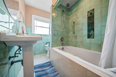 44 D St, Vallejo, CA 94590 photo 33