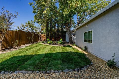 116 Berna Ave, Napa, CA 94559 photo 2