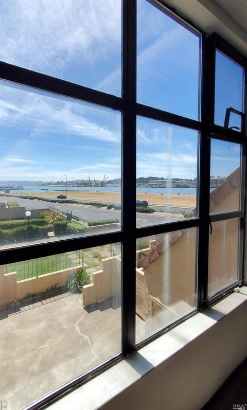 135 Nantucket Ln, Vallejo, CA 94590 photo 21