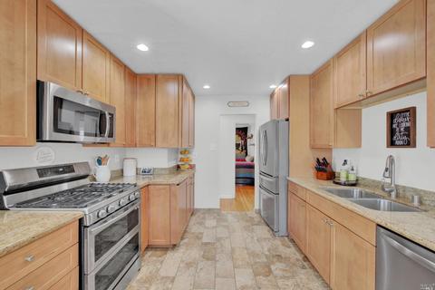721 Rosewood Ave, Vallejo, CA 94591 photo 29