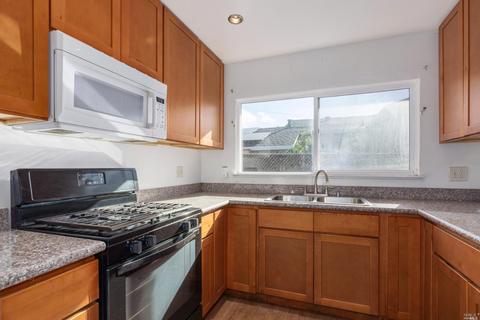 1107 Griffin Dr, Vallejo, CA 94589 photo 15