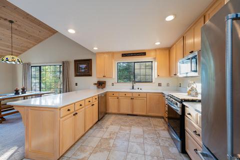 1619 Primrose Dr, Willits, CA 95490 photo 4