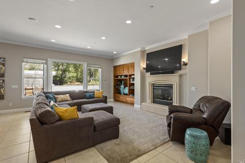 917 Birkdale Ct, Windsor, CA 95492 photo 12