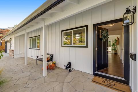 604 Elm Dr, Petaluma, CA 94952 photo 5