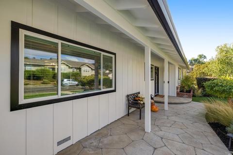 604 Elm Dr, Petaluma, CA 94952 photo 4