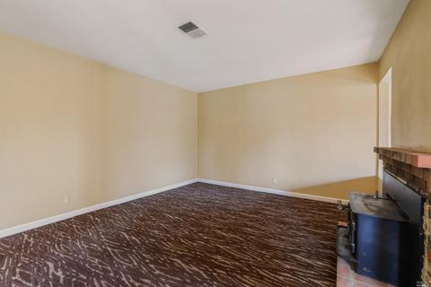 2435 Gulf Ct, Fairfield, CA 94533 photo 9