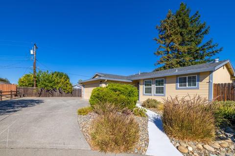 2435 Gulf Ct, Fairfield, CA 94533 photo 2