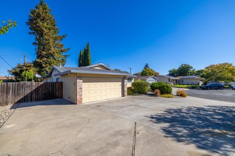 2435 Gulf Ct, Fairfield, CA 94533 photo 4