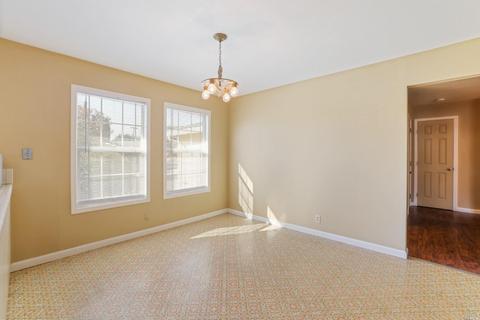 2435 Gulf Ct, Fairfield, CA 94533 photo 17