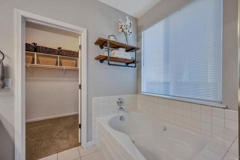 8124 Luisa Way, Windsor, CA 95492 photo 18