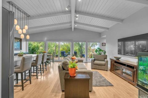 539 Brooke Dr, Vallejo, CA 94591 photo 6