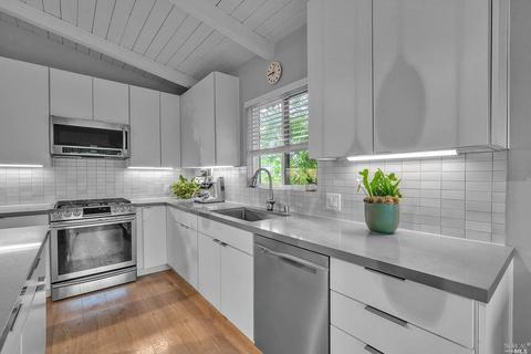 539 Brooke Dr, Vallejo, CA 94591 photo 10