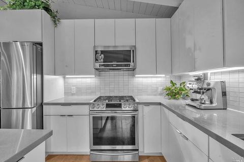 539 Brooke Dr, Vallejo, CA 94591 photo 13