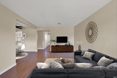 2261 Santa Clara Dr, Fairfield, CA 94533
