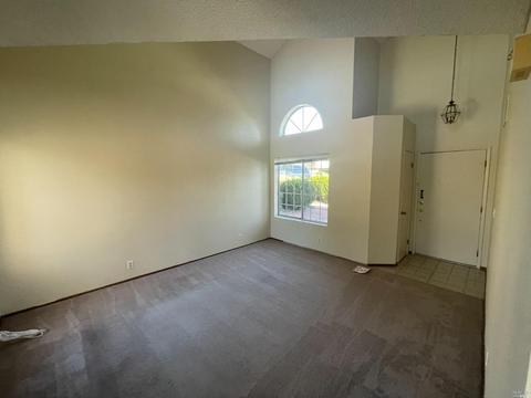 135 Vanessa St, Vallejo, CA 94589 photo 3