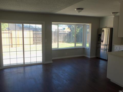 615 Alma Ct, Dixon, CA 95620 photo 7
