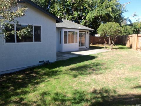 615 Alma Ct, Dixon, CA 95620 photo 17