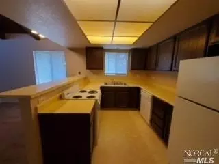 2952 Robert Ct, Redding, CA 96002 photo 9