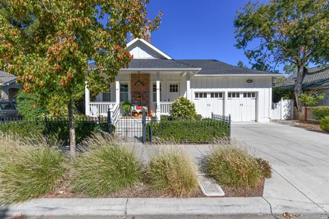 2018 Main St, Napa, CA 94559 photo 4