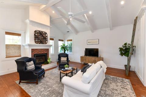 2018 Main St, Napa, CA 94559 photo 6