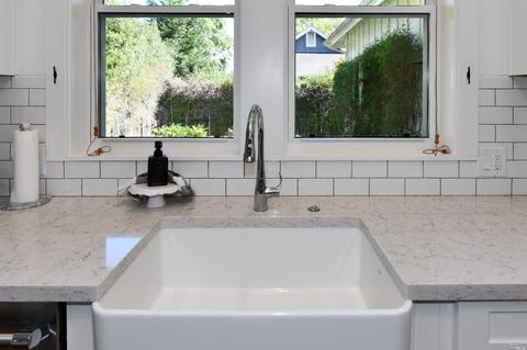 2018 Main St, Napa, CA 94559 photo 11
