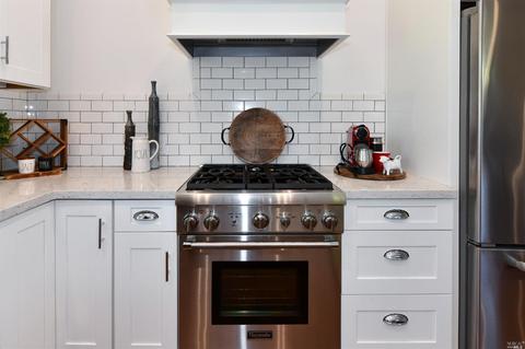 2018 Main St, Napa, CA 94559 photo 10