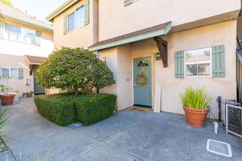 37 Bridgegate Way, Napa, CA 94559 photo 2